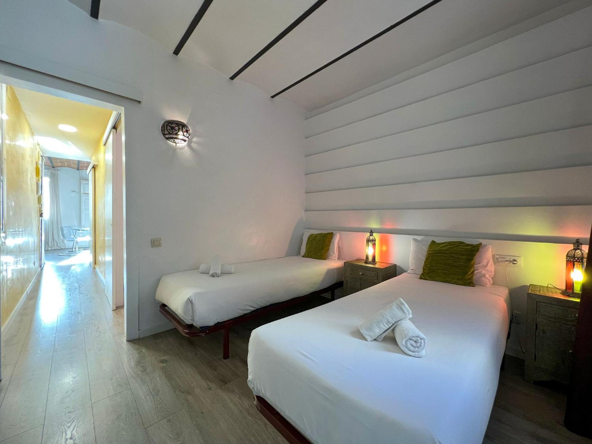 Stay U-Nique Apartments Fontrodona Barcellona Esterno foto